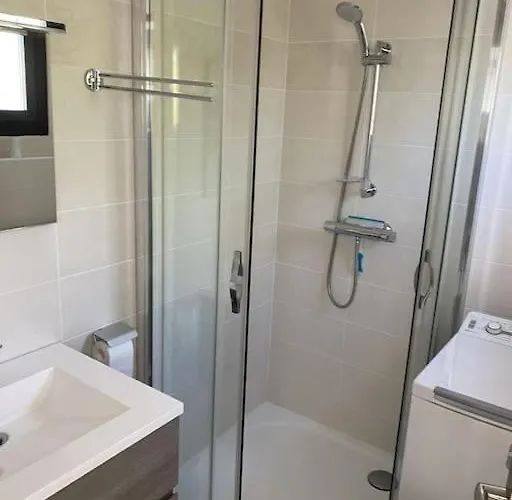 T2 Avec Piscine Proche アパート