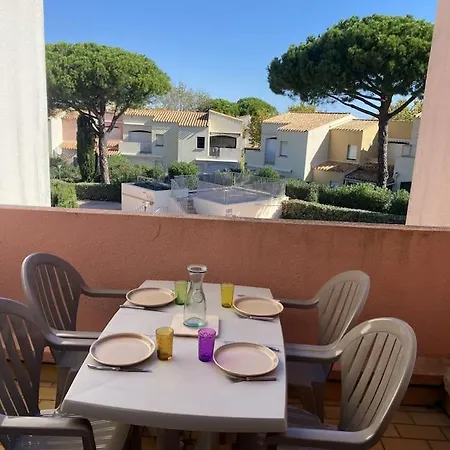 T2 Avec Piscine Proche Appartement *